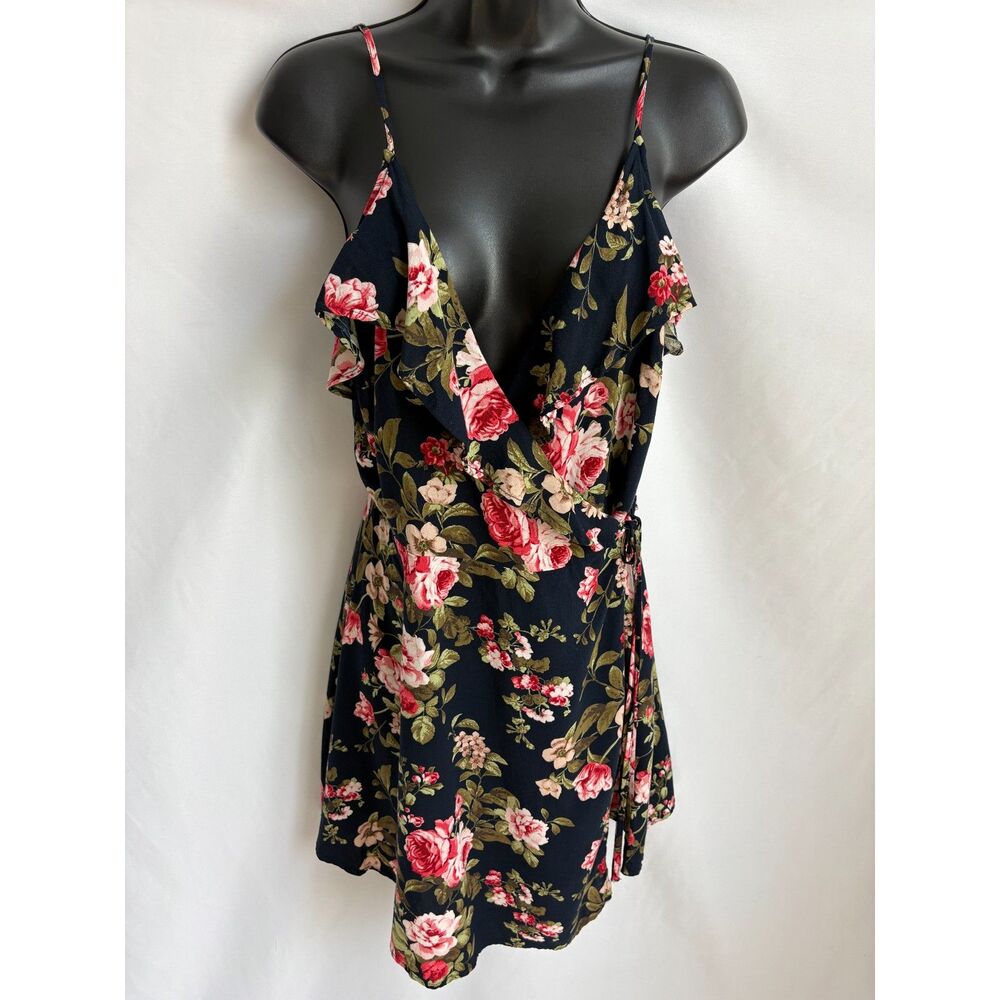 E & M Floral Wrap Ruffle Dress Size L Romantic Black Red Date Brunch Summer Cute
